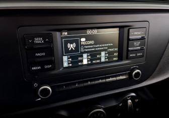 Подержанный автомобиль Kia Rio Hatchback 2021 года (25 фото)