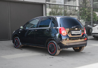 Подержанный автомобиль ЗАЗ Vida Hatchback 2012 года (6 фото)