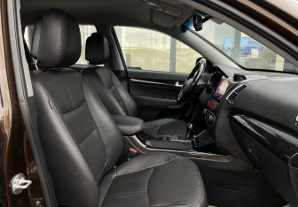 Подержанный автомобиль Kia Sorento 2019 года (23 фото)