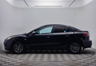 Подержанный автомобиль Mazda 3 Sedan 2011 года (2 фото)