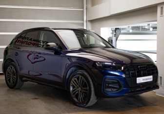 Подержанный автомобиль Audi Q5 2021 года (3 фото)