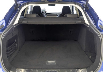 Подержанный автомобиль Geely Tugella 2022 года (10 фото)