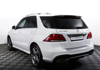 Подержанный автомобиль Mercedes-Benz GLE 2017 года (7 фото)