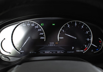 Подержанный автомобиль BMW X4 2019 года (12 фото)