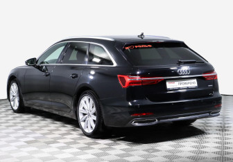 Подержанный автомобиль Audi A6 Wagon 2019 года (10 фото)