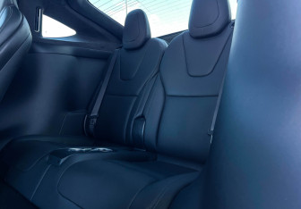 Подержанный автомобиль Tesla Model X 2023 года (25 фото)