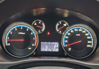 Подержанный автомобиль Suzuki SX4 Hatchback 2012 года (14 фото)