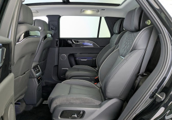 Новый Hongqi E-HS9 2021 (13 фото)