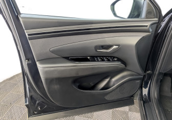 Подержанный автомобиль Hyundai Tucson 2021 года (19 фото)