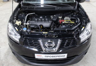 Подержанный автомобиль Nissan Qashqai+2 2011 года (9 фото)