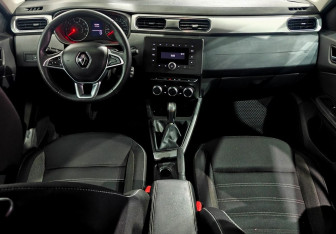 Подержанный автомобиль Renault Arkana 2019 года (11 фото)