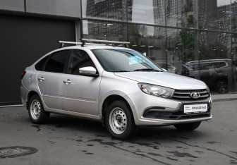Подержанный автомобиль LADA (ВАЗ) Granta Liftback 2024 года (3 фото)