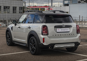 Подержанный автомобиль MINI Countryman 2020 года (7 фото)