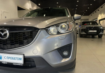 Подержанный автомобиль Mazda CX-5 2013 года (9 фото)