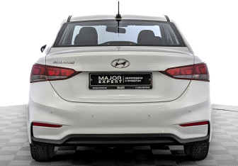Подержанный автомобиль Hyundai Solaris Sedan 2020 года (6 фото)