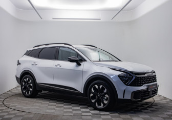 Подержанный автомобиль Kia Sportage 2025 года (3 фото)