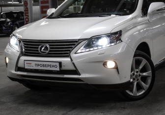 Подержанный автомобиль Lexus RX 2014 года (23 фото)