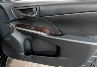 Подержанный автомобиль Toyota Camry Sedan 2017 года (25 фото)