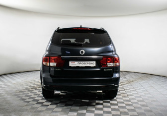 Подержанный автомобиль SsangYong Kyron 2012 года (6 фото)