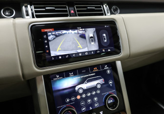 Подержанный автомобиль Land Rover Range Rover 2019 года (22 фото)
