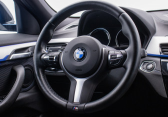 Подержанный автомобиль BMW X2 2019 года (15 фото)