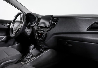Подержанный автомобиль Hyundai Solaris Sedan 2021 года (9 фото)