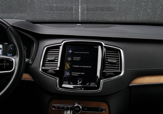 Подержанный автомобиль Volvo XC90 2019 года (15 фото)