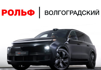 Подержанный автомобиль LiXiang L9 2023 года (33 фото)