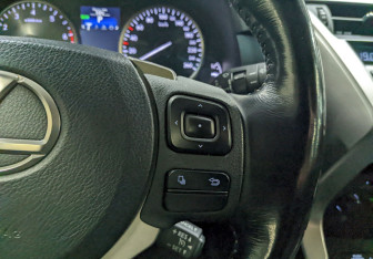 Подержанный автомобиль Lexus NX 2017 года (28 фото)