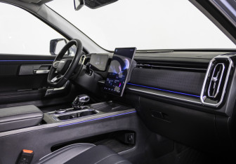 Подержанный автомобиль Jaecoo J7 2023 года (13 фото)