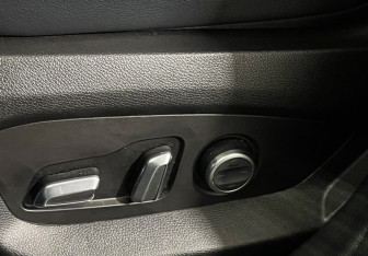 Подержанный автомобиль Exeed VX 2022 года (15 фото)