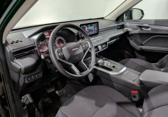 Подержанный автомобиль Haval Jolion 2024 года (15 фото)