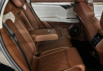 Подержанный автомобиль Voyah Free 2023 года (14 фото)