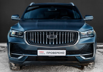 Подержанный автомобиль Geely Monjaro 2024 года (2 фото)