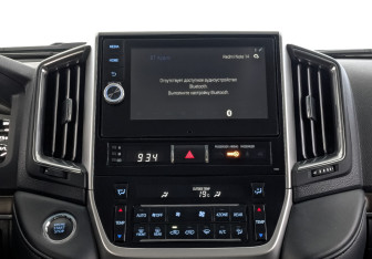 Подержанный автомобиль Toyota Land Cruiser Suv 2019 года (17 фото)