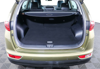 Подержанный автомобиль Kia Sportage 2016 года (23 фото)