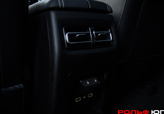 Подержанный автомобиль Jetour X90 2023 года (17 фото)