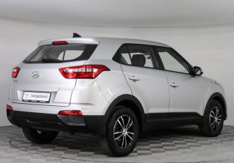 Подержанный автомобиль Hyundai Creta 2019 года (5 фото)