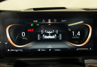 Подержанный автомобиль Exeed VX 2022 года (11 фото)