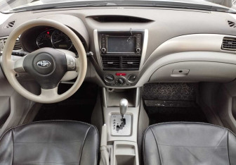 Подержанный автомобиль Subaru Forester Suv 2009 года (9 фото)