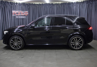 Подержанный автомобиль Mercedes-Benz GLE 2019 года (8 фото)