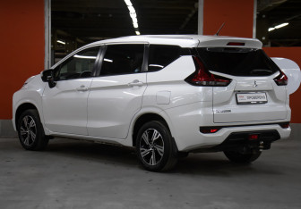 Подержанный автомобиль Mitsubishi Xpander 2021 года (7 фото)