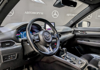 Подержанный автомобиль Mazda CX-5 2020 года (16 фото)