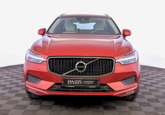 Подержанный автомобиль Volvo XC60 2019 года (2 фото)