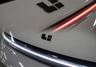 Подержанный автомобиль LiXiang L6 2024 года (32 фото)