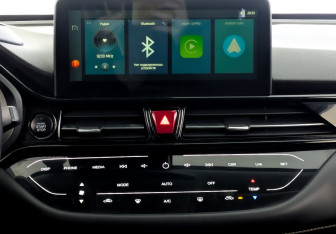 Подержанный автомобиль Москвич 3 2023 года (15 фото)
