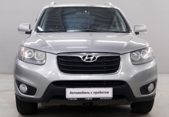 Подержанный автомобиль Hyundai Santa Fe 2010 года (2 фото)