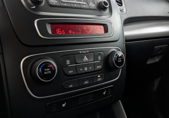 Подержанный автомобиль Kia Sorento 2013 года (25 фото)