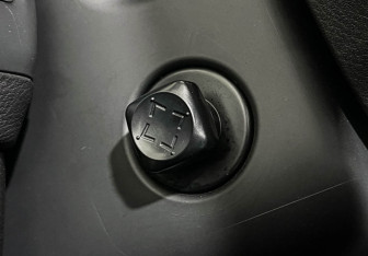 Подержанный автомобиль Infiniti Q50 2016 года (16 фото)