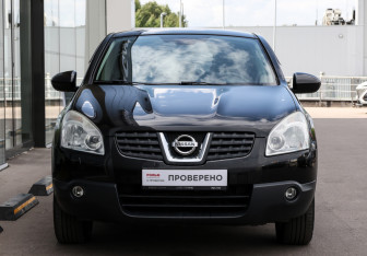 Подержанный автомобиль Nissan Qashqai 2008 года (2 фото)
